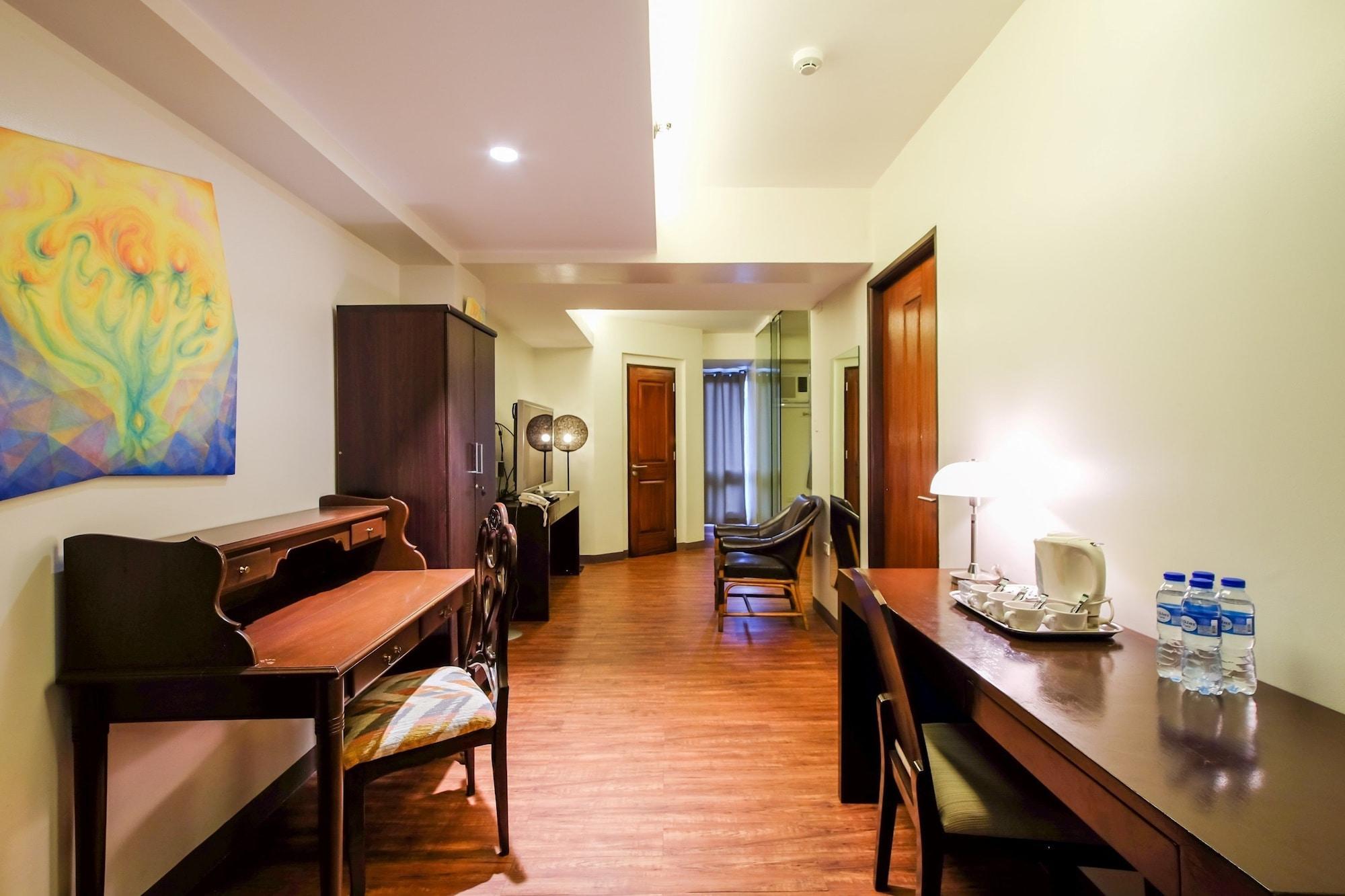 Myspace Hotel @Bgc Pasig City Exteriör bild